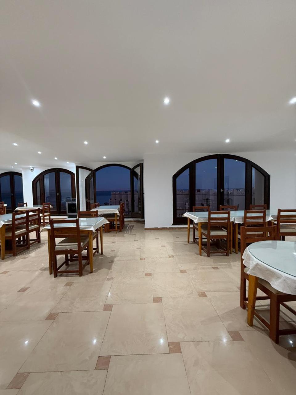 דהב Zain Dive Inn מראה חיצוני תמונה